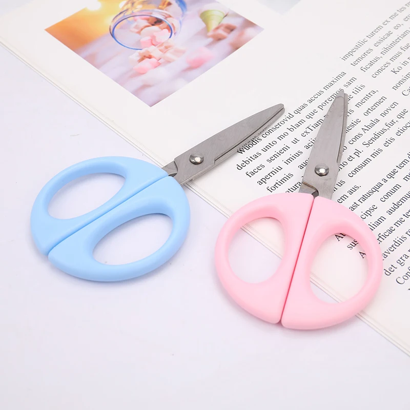 

1PCS Kawaii Lollipop Safety Sleeve Stainless Steel Student Scissors Cutting Mini Kids Scissors Stationery School Supplies