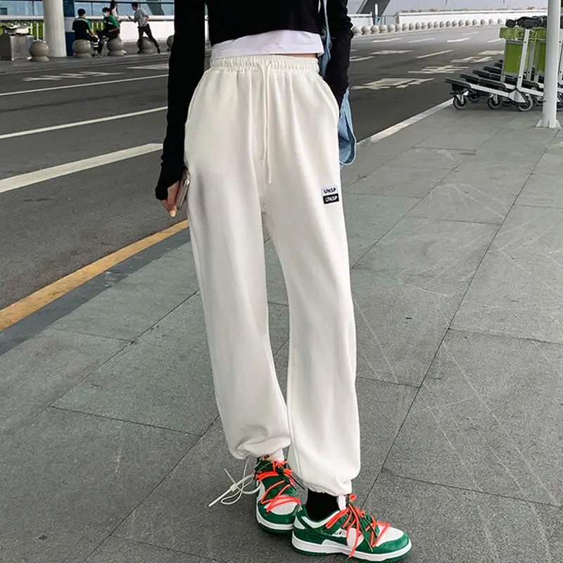 

The new spring and summer 2021 high high waist width loose bunch of foot and leg movement slacks female students tide sweat pant