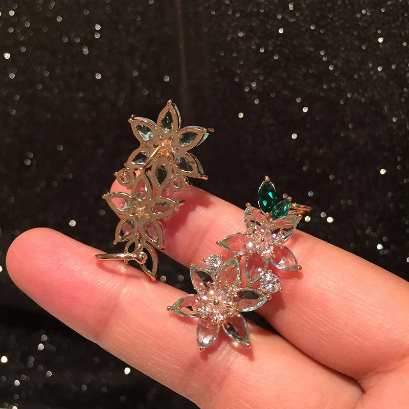 

Transparent petal earrings super fairy online celebrity fairy temperament compact s925 silver needle green ear ear clip earrings