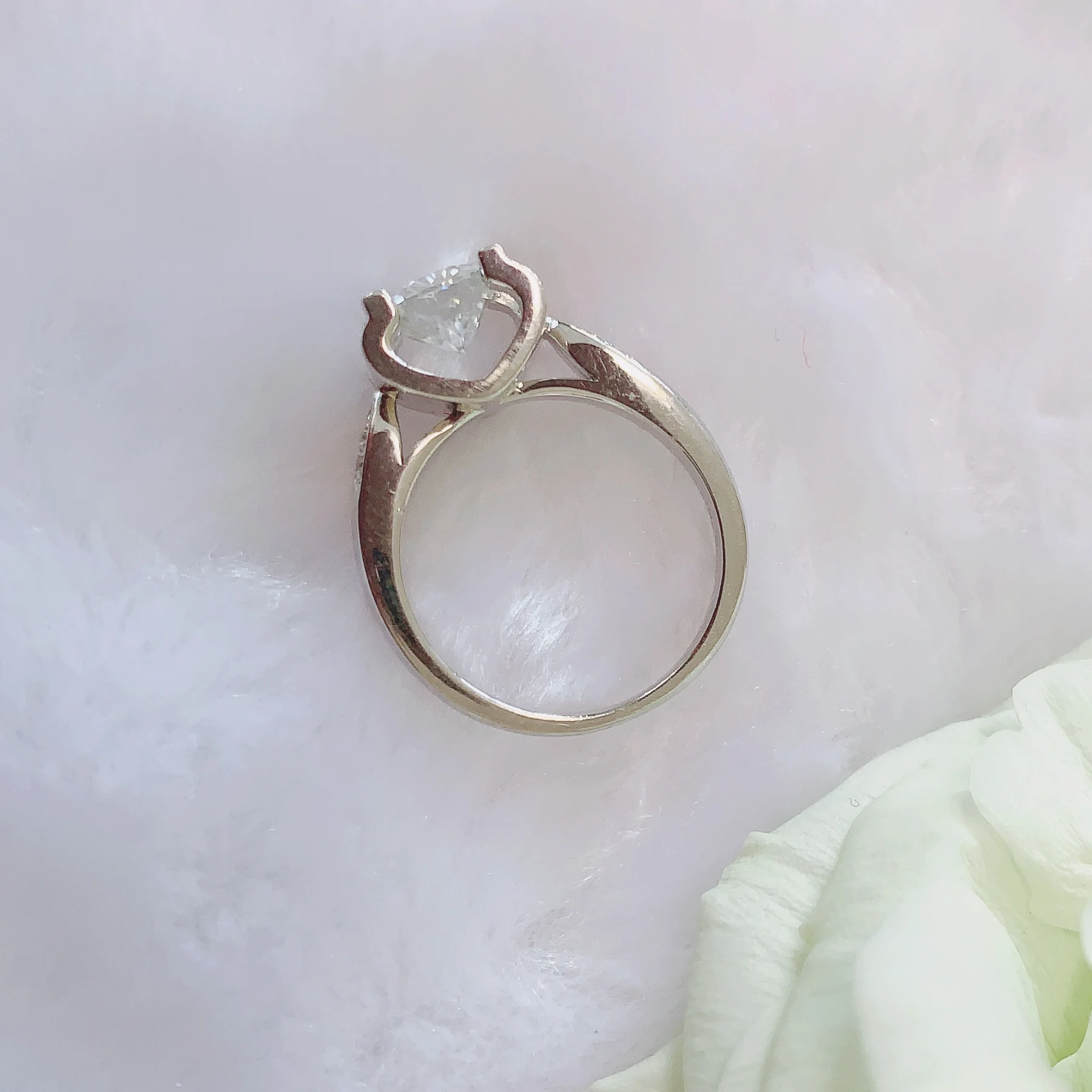 Серебряное кольцо с покрытием из белого золота, 1ct, круглая бриллиантовая огранка, лабораторные ювелирные изделия с бриллиантами, Муассанит, кольцо на годовщину, кольцо для женщин