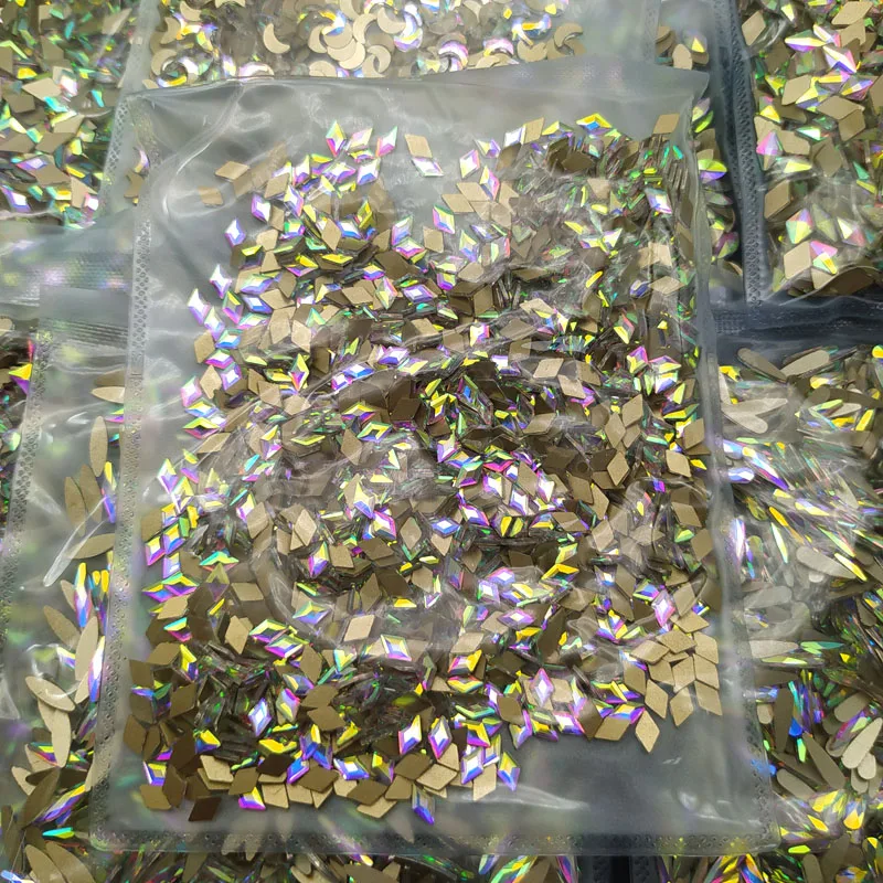 

High Quality 100 pcs/bag Crystals AB Nail Rhinestones Flat Gold Bottom Raindrop Rhombus Glass Stones For Nail Art Decorations