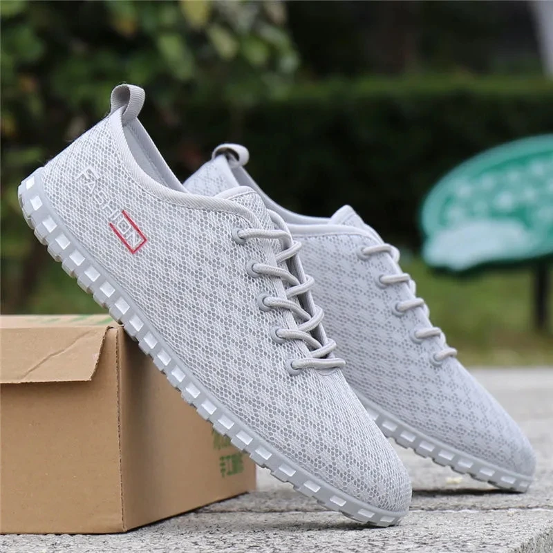 

Summer New Pattern Menâ€™s Casuft Shoes Extra Large Light And Comfortable Leisure Trendy Sneakers Mesh Surface