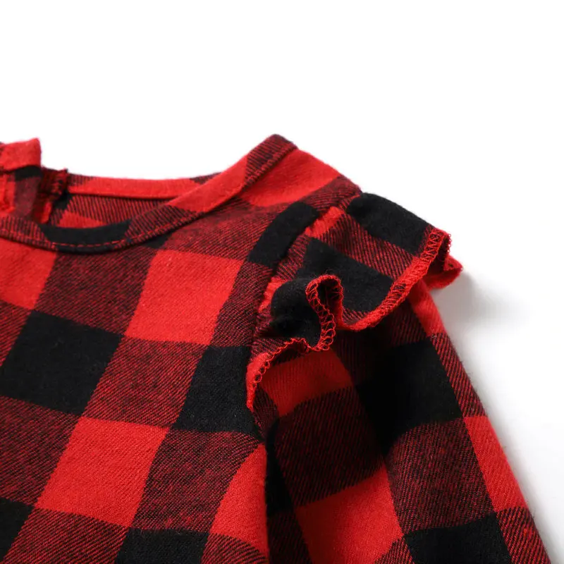 Весна-лето 2022 красные клетчатые комбинезоны для мамы и я семейный образ