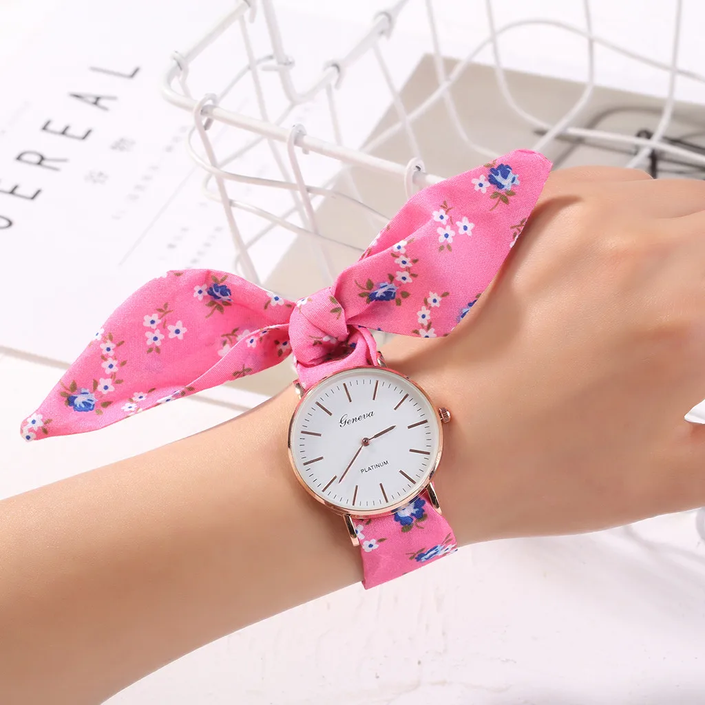 Часы наручные женские с цветочным принтом модные милые тканевым дизайном