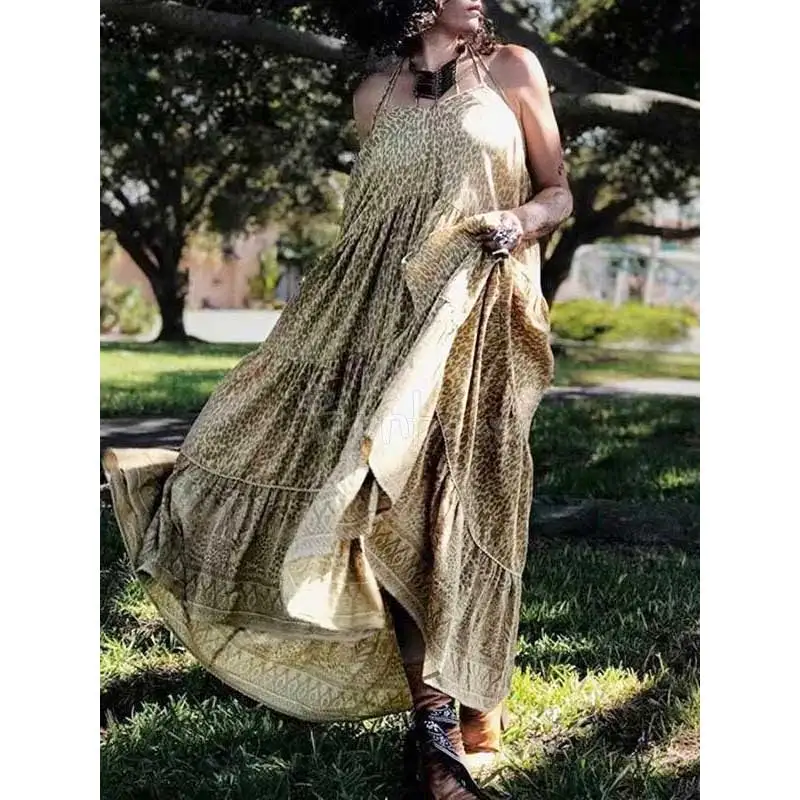 Женское платье на бретельках длинное повседневное с леопардовым принтом без