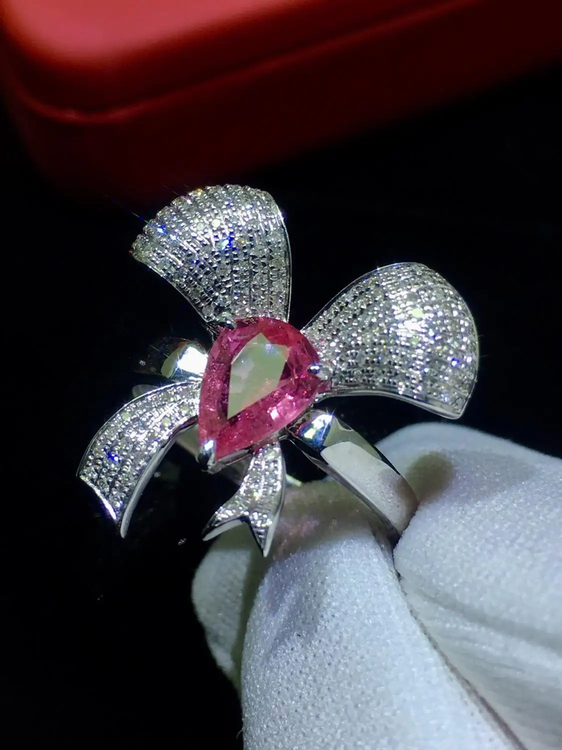 Кольцо с розовым сапфиром Настоящее чистое 18 K природный розовый сапфир