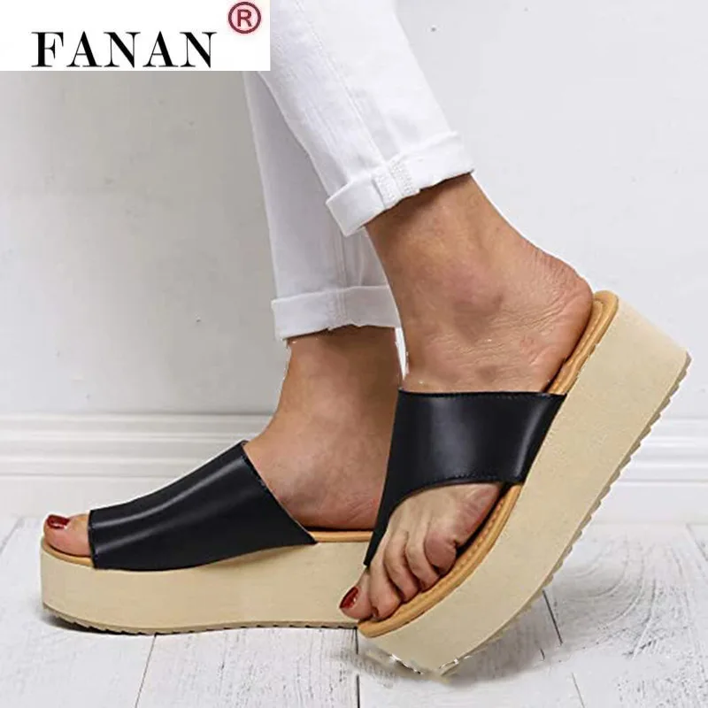 

FANAN 2021 New Summer Women's Plus Size Sandals and Slippers Leather One-word Drag Soft Bottom Breathable Slippers Light