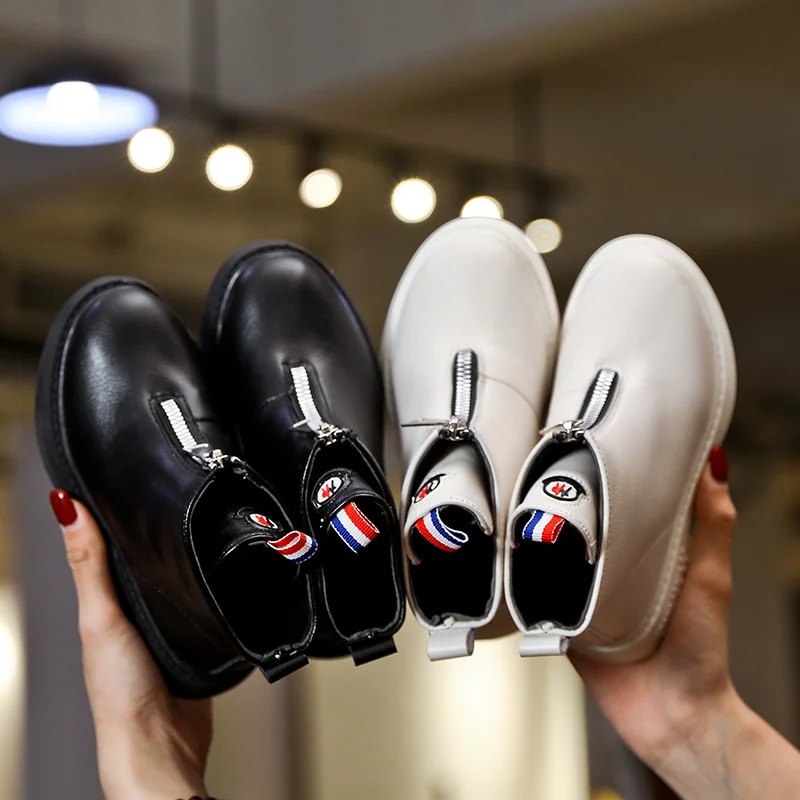 Новые осенние и зимние детские ботинки модные martin с мягкой подошвой