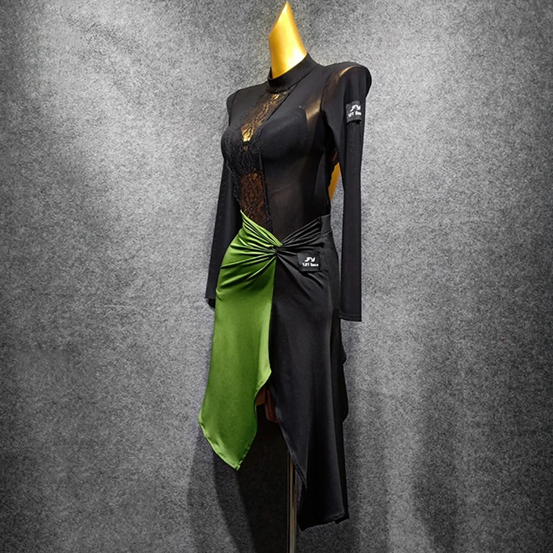 Юбка женская для латиноамериканских танцев черная и зеленая VDB1358 | Тематическая