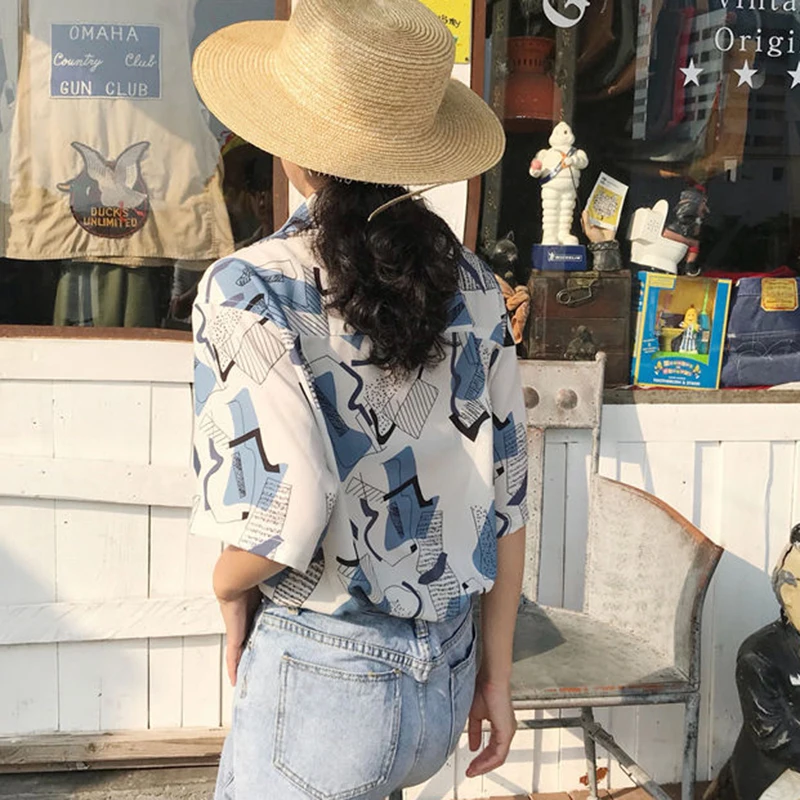 

Lucyever Fashion Printed Turn Down Callor Shirts Women Casual Loose Short Sleeve Blouse Woman Summer Vintage Streetwear Ladies