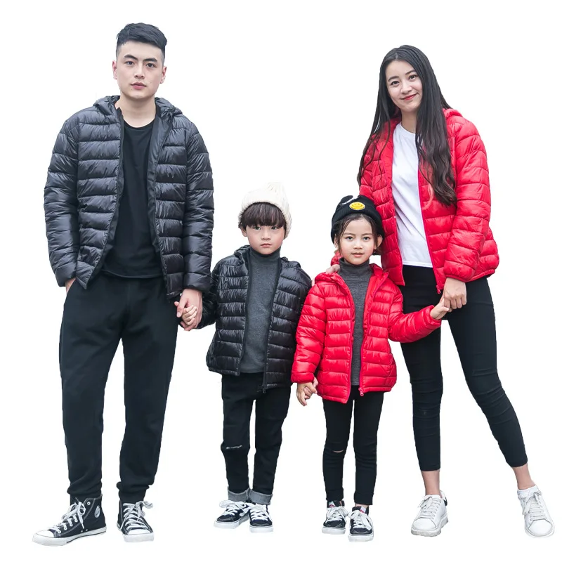 Зимняя верхняя одежда с длинным рукавом для мальчиков и девочек семейная пальто