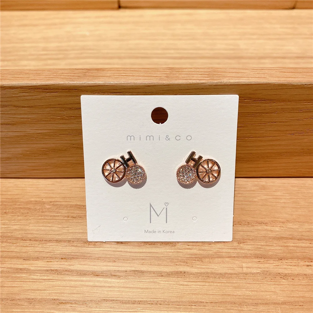 Женские серьги-гвоздики из розового золота в Корейском стиле | Украшения и