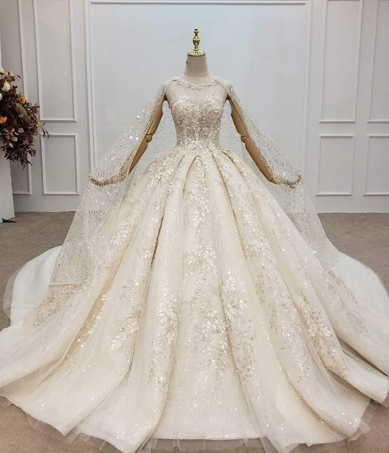 

Short A-Line Wedding Dresses 2020 Sweetheart Luxury Beaded Appliques Button Princess Bride Cathedral Bridal Gowns