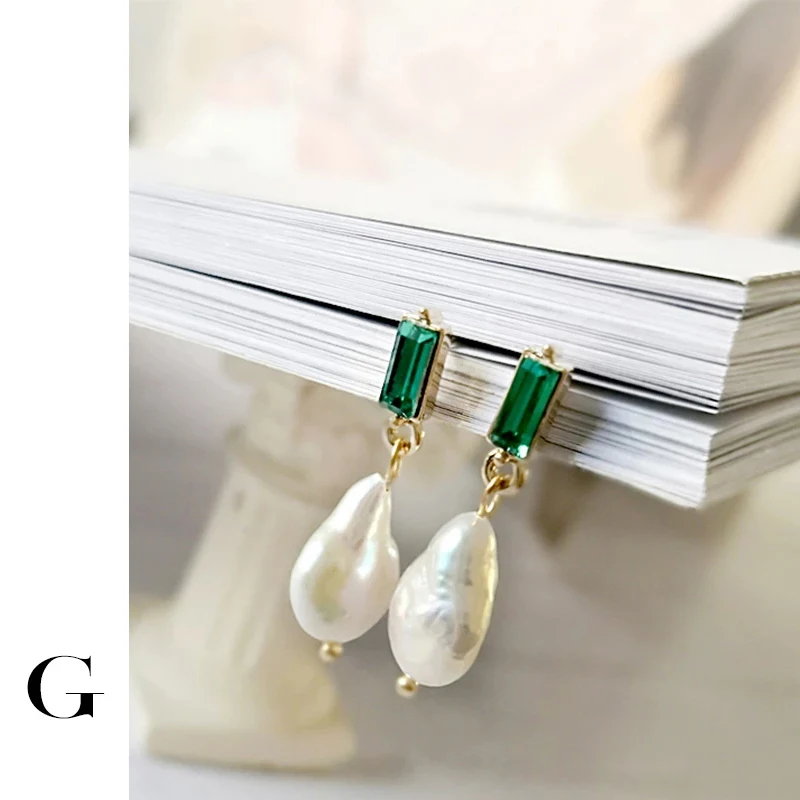 

GHIDBK Baroque Flatten Freshwater Pearl Stud Earrings Women Dainty Square Green Crystal Earring Studs Handmade Delicate Earring