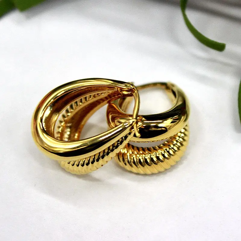 

New Style Temperament Fashion Double Strip Splicing Shape Copper Plating 18K Real Gold S925 Silver Needle Personalized Earrings