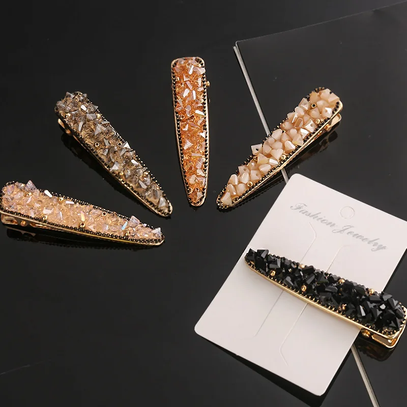 

Цветные стильные заколки для волос для женщин