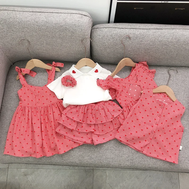 

2021 Summer New Girls Clothes Sets Korean Cute Vest Shorts Suits for Girl Kids Love Print Sling Dress Toddler Tshirt Shorts 2pcs