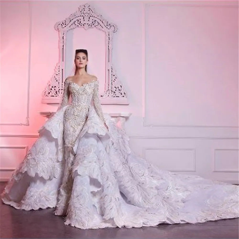 Женское свадебное платье с юбкой годе роскошное кружевное со съемным шлейфом и