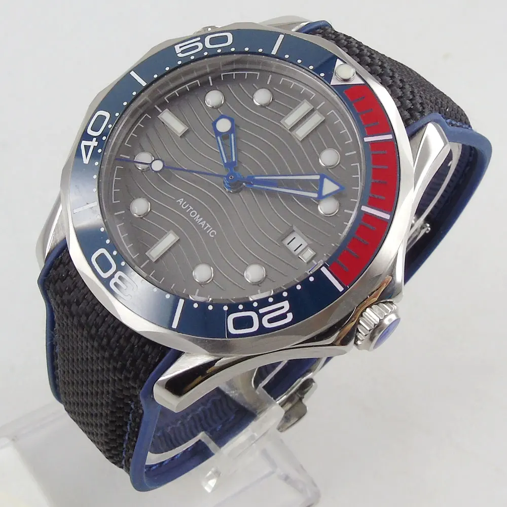 

41mm Military Style Sapphire Glass With Ceremic Bezel Rubber Strap Blue Watch Pointer Black Band