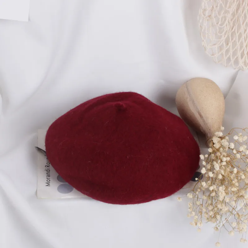 Wine Red Коллекция года, распродажа, модная однотонная осенне-зимняя одежда для маленьких девочек, хипстерская шерстяная фетровая берет Разноцветные Детские шапки для детей, 16 цветов - Цвет: Wine Red