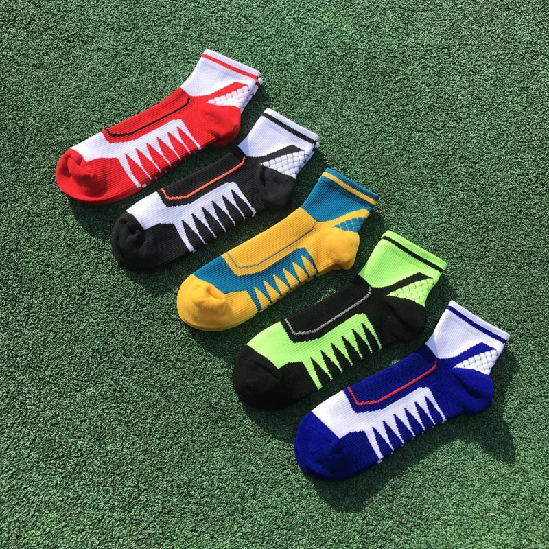 

Новый дизайн, высококачественные модные хлопковые цветные мужские носки, спортивные мужские носки
