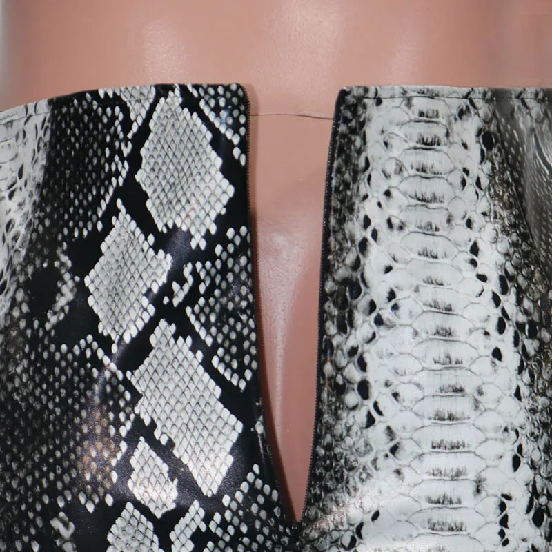 

Women's Fashion Snakeskin Print PU Leather Skirt with Hidden Zip
