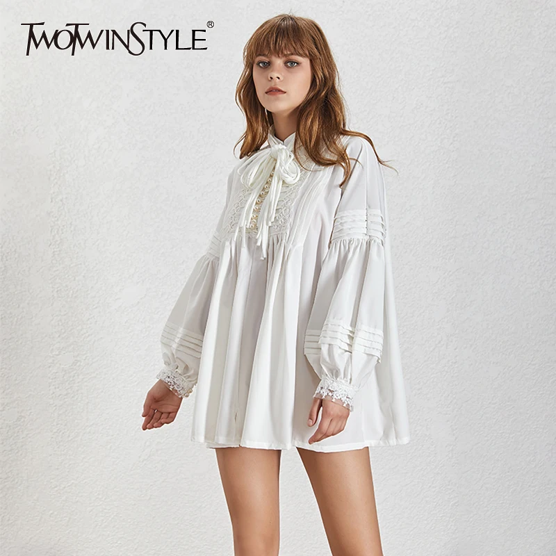 Женское платье с вышивкой TWOTWINSTYLE однотонное мини-платье рукавами-фонариками и