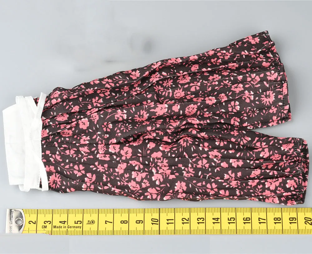 

COOMODEL 1/6th SE100 Empire Sanada Yukimura Pure Copper Version Red Pants Trousers Model For 12inch Body Accessories