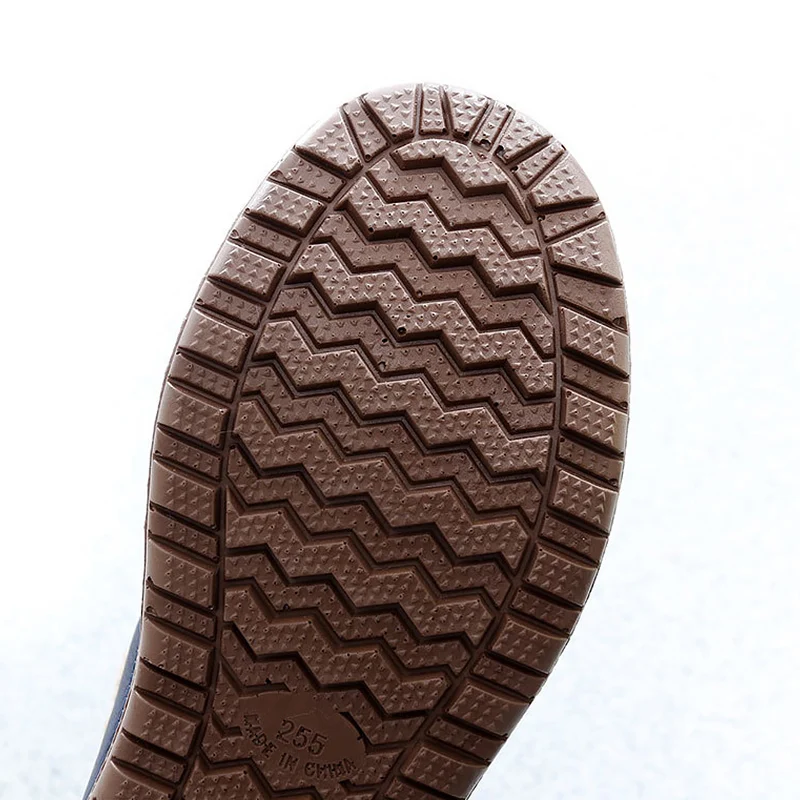 

Men's boots Platform Slip on Warm Winter shoes men Antiskid waterproof Light Weight Velvet Soft snow boots for male 2019 New
