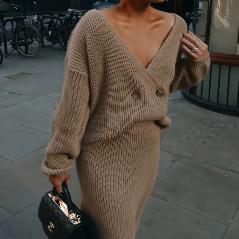 

Sexy V-neck Women Knitted Skirt Suits Autumn Winter Long Sleeve Two Piece Blue Dress 2020 Elegant Party Female Sweater Dresses