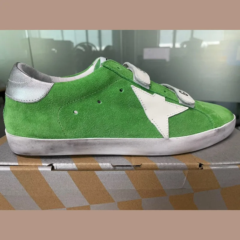 

2021 всесезонные Новые двухцветные сшитые Ретро небольшие потертые грязные туфли для родителей и детей спортивная и обувь для отдыха Несколь...