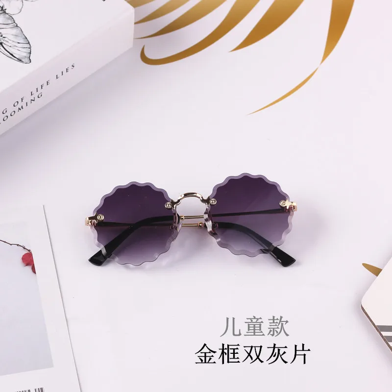

2020 Classic Vintage Sunglasses Children Colorful Mirror Glasses Boys/Girls Metal Frame Kids Cute Outdoor Eyeglasses