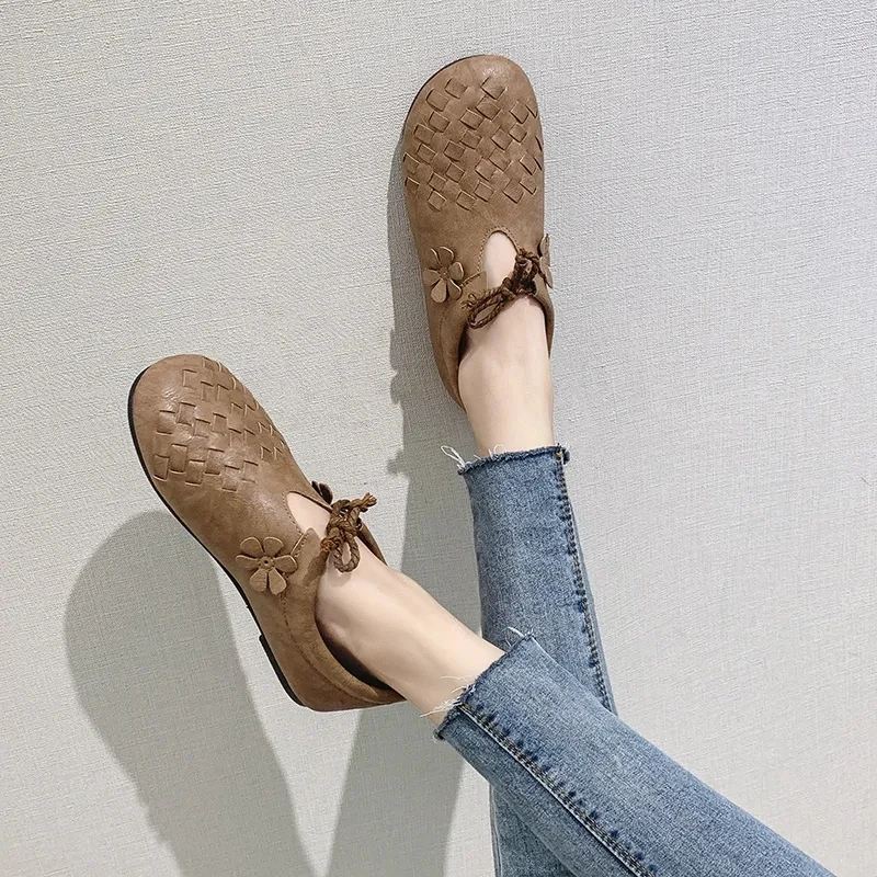 

2021 Retro flats womens casual leather shoes comfort loafers female spring autumn flats woman shoes