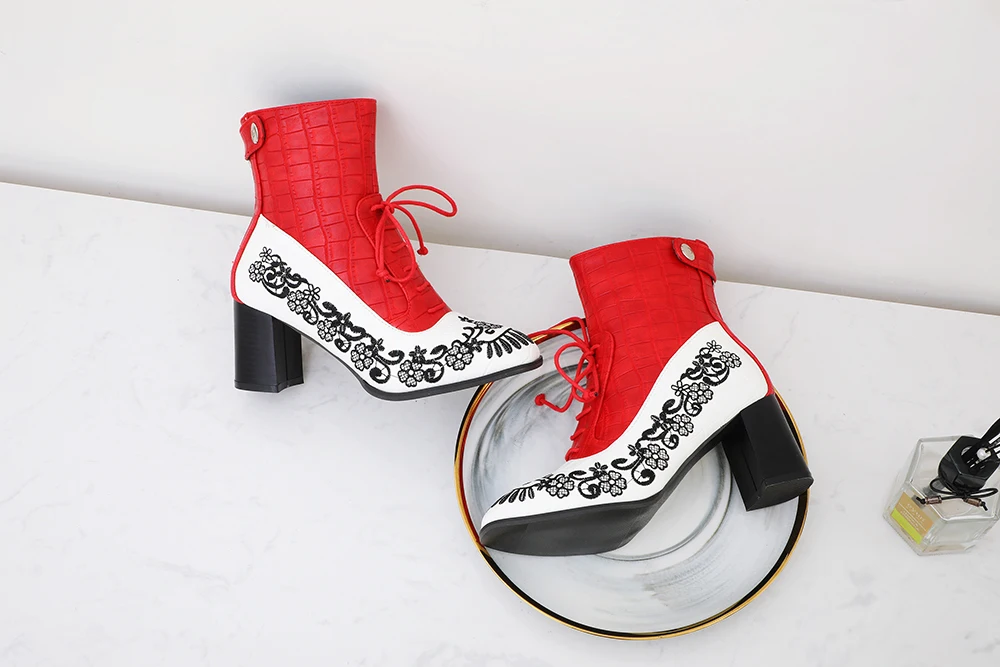 Retro Printed Booties Leather Women Ankle Boots Embroidery High Heels Casual Woman Shoe Zipper Vintage Female Footwear Boot 37