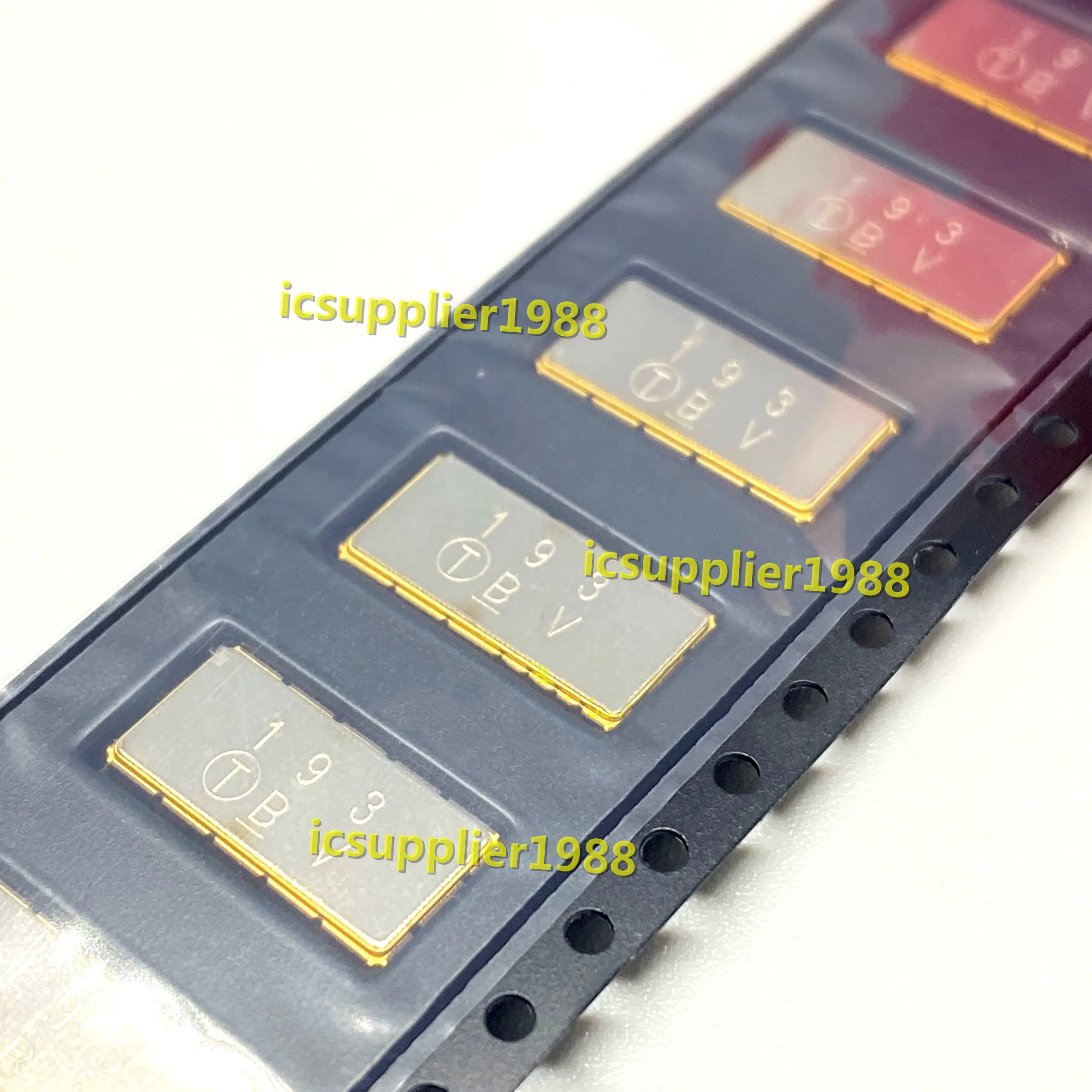 

TB0193A 70 МГц (BW = 7 МГц) QFN X1pcs