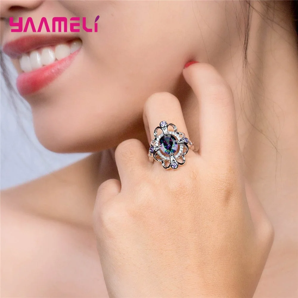 Женское кольцо из серебра 925 пробы с фианитом | Украшения и аксессуары