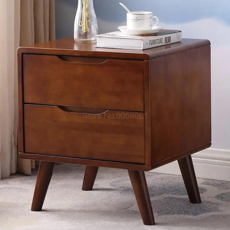 Прикроватная тумбочка из цельного дерева в скандинавском стиле маленькая для