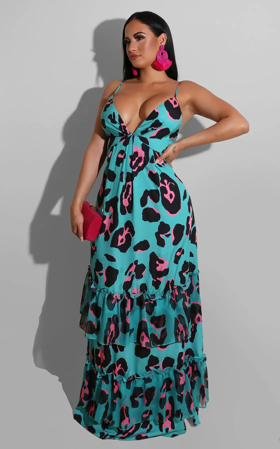

Sexy Leopard Ruffle Dress Women Backless Cross V Neck Floor Length Beach Dress Summer Spaghetti Strap Maxi Fit and Flare Dress