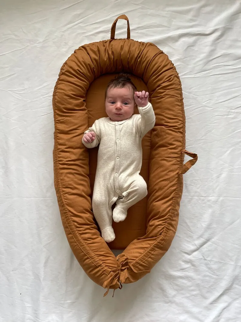 

Baby Nest Bed Portable Crib for Newborn Solid Infant Cradle Cot Nursery Bassinet Travel Folding Baby Carrycot Cot Sleeper Bed
