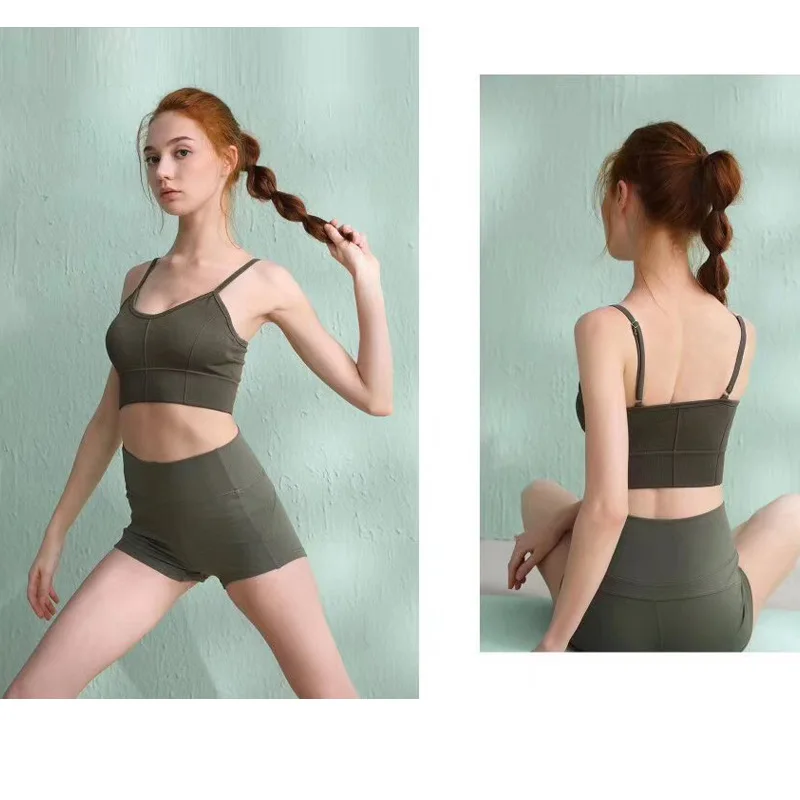 Бюстгальтер без косточек майка нить ретро комплект нижнего белья стального