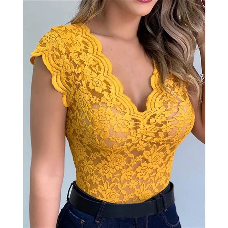 

Summer Sexy Camisole Crochet Lace Vest Casual Solid Color Women Top Fashion Lace Hollow Out Top For Ladies