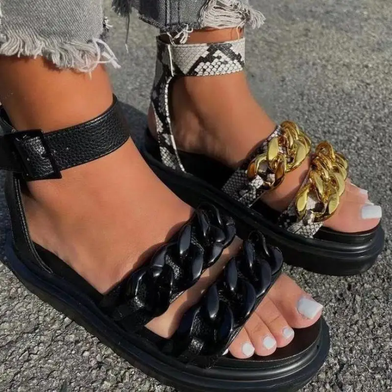 

2021 New Fashion Trigger Sandals Shoes Women's Flat Platform Chain Detail Block Sole Casual Gladiator Buckle Sand Shoes Ins