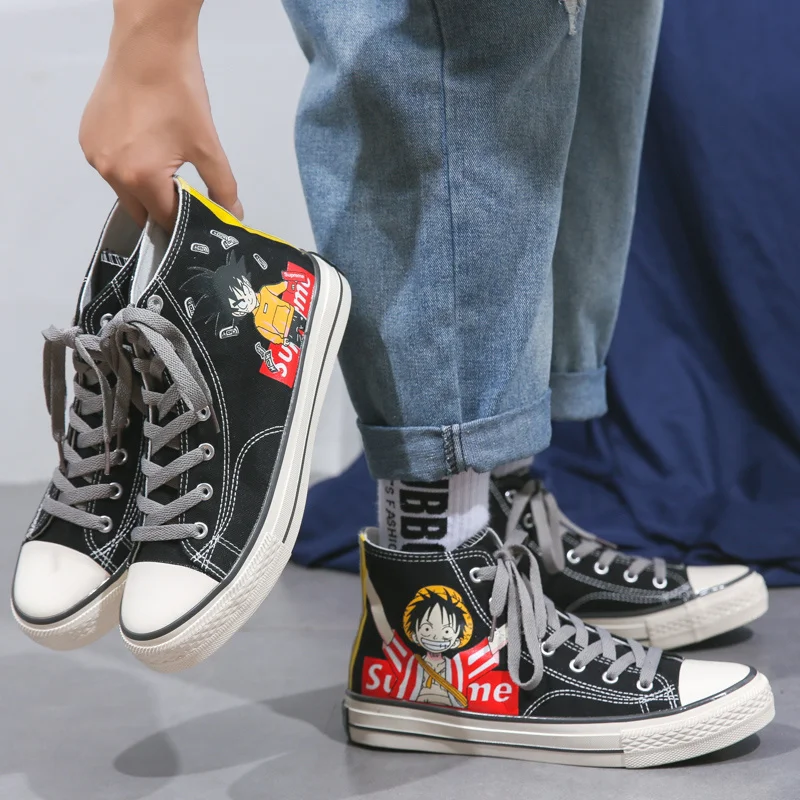 

Black Cartoon Printed Canvas Skateboard Sneakers Men Plimsolls Fluorescent Platform Espadrilles Men Canvas Sports Shoes Couples