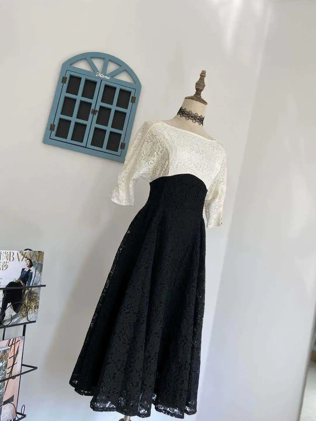 

Ladies Short Sleeve Hollow Out Lace Patchwork Short Dress