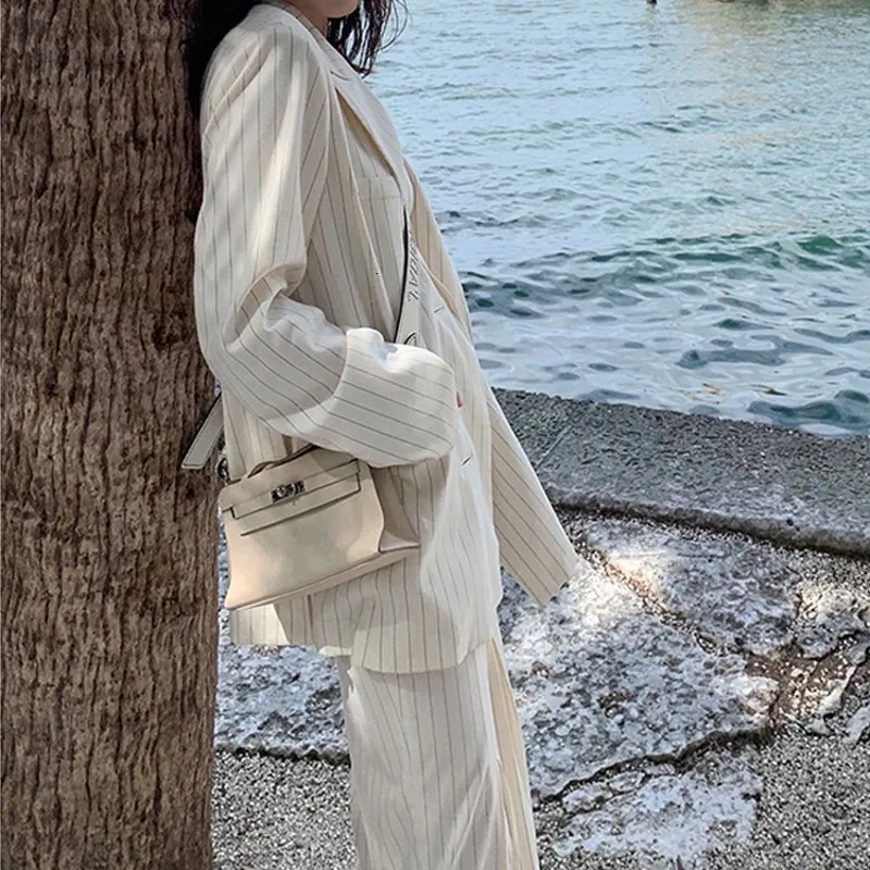 Высококачественный костюм из трех предметов женские длинные рукава жемчужные