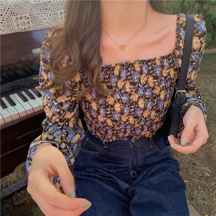 

2021 Summer New Women Vintage Square Collar Floral Chiffon Blouse Flare Sleeve Stretch Short Shirt Korean Sweet Crop Tops