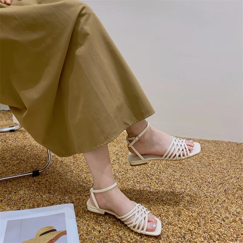 

Shoes Woman's Slippers Slides Low Rubber Flip Flops Fashion Cross-Tied 2021 Hawaiian Luxury Soft Summer Rome PU Concise Hoof Hee