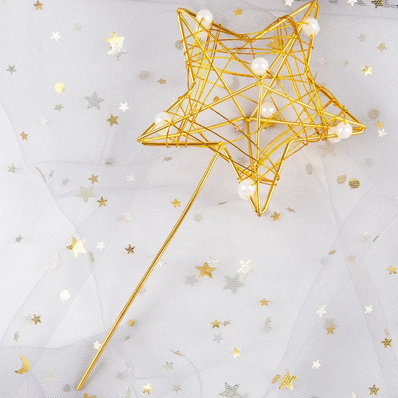 

1 Pcs Sweet Metal 3D Hollow Out Pearl Heart Cake Toppers Star Moon Baking Cupcake Toppers Stick Cake Decorating Supplies
