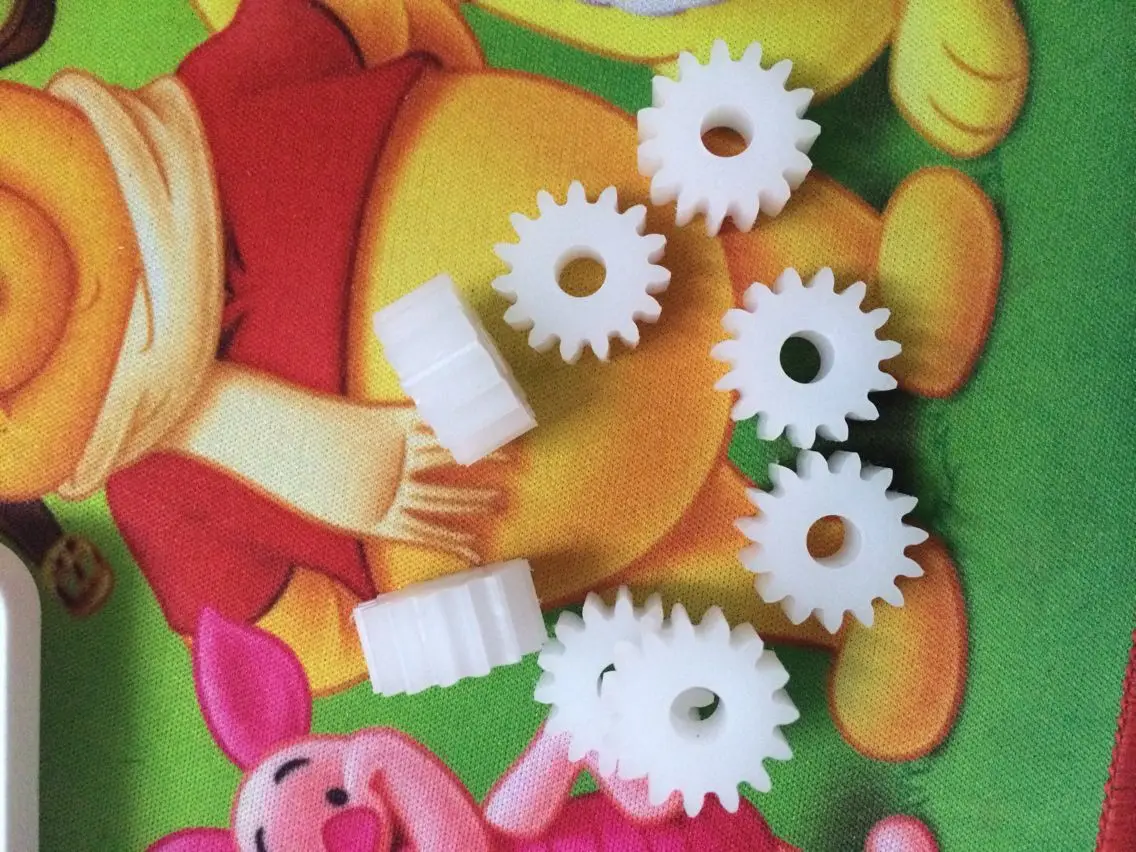 

POM gear 1 штампованная плоская Шестерня 10 ~ 29 зубьев пластиковая Шестерня нейлоновая шестерня