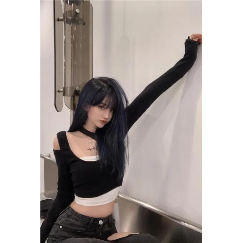 

A new fall Korean version of sexy navel long sleeves T women's clothing